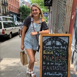 Meet your Posher, Christiana